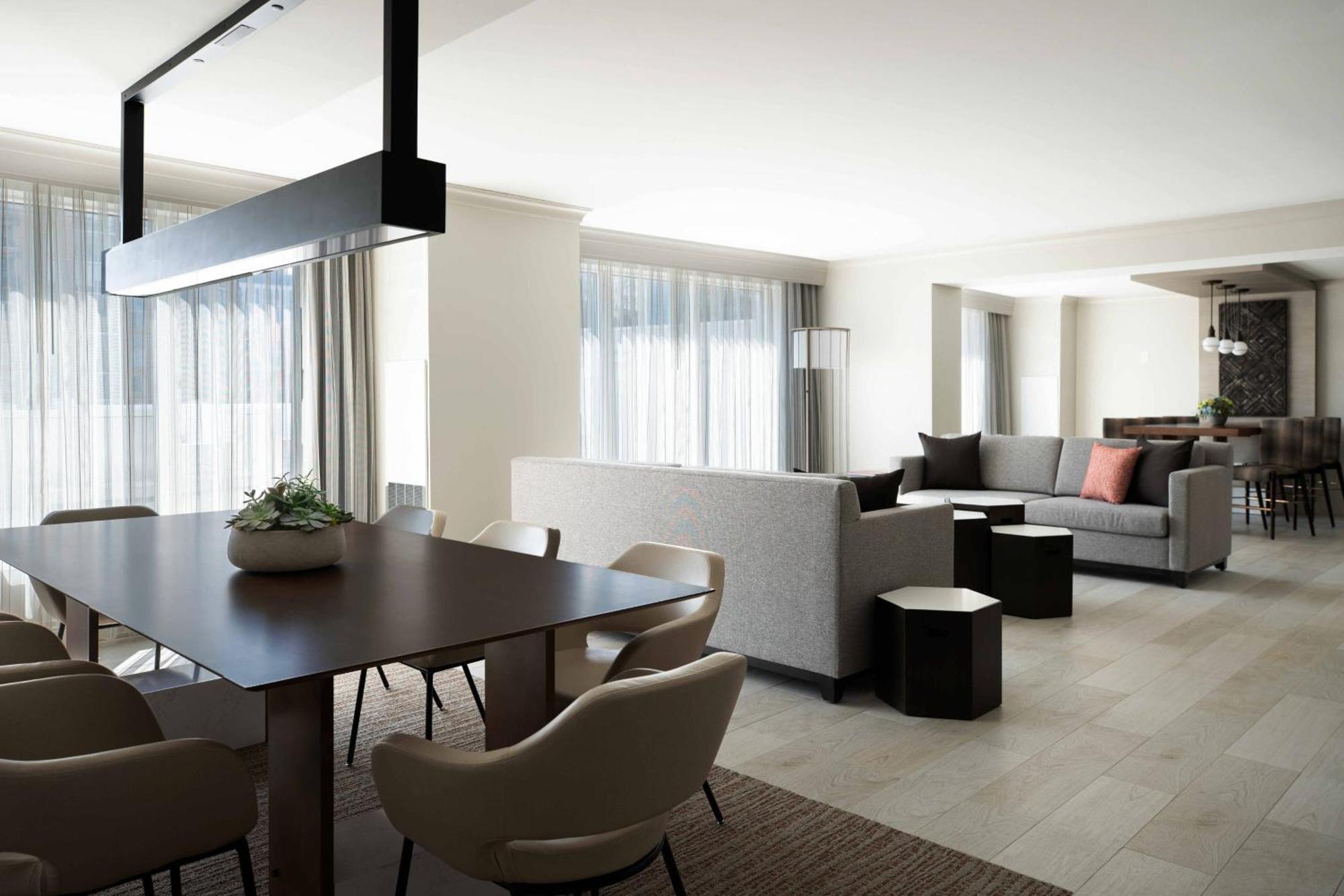 Hotel Marriott Waterfront 4*