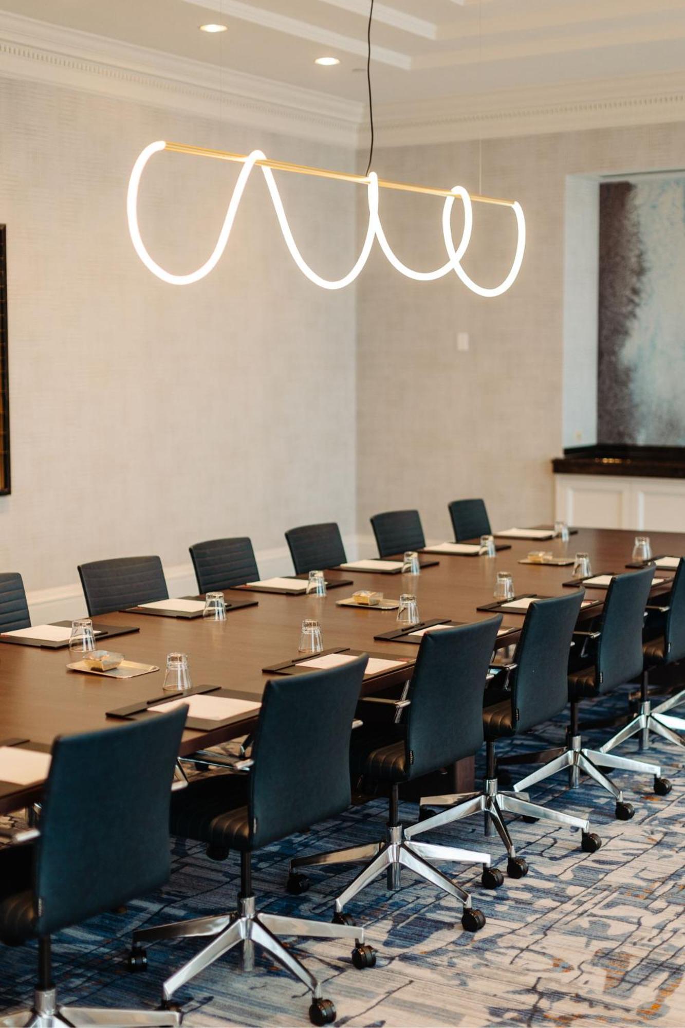 Marriott Waterfront Hotel 4*