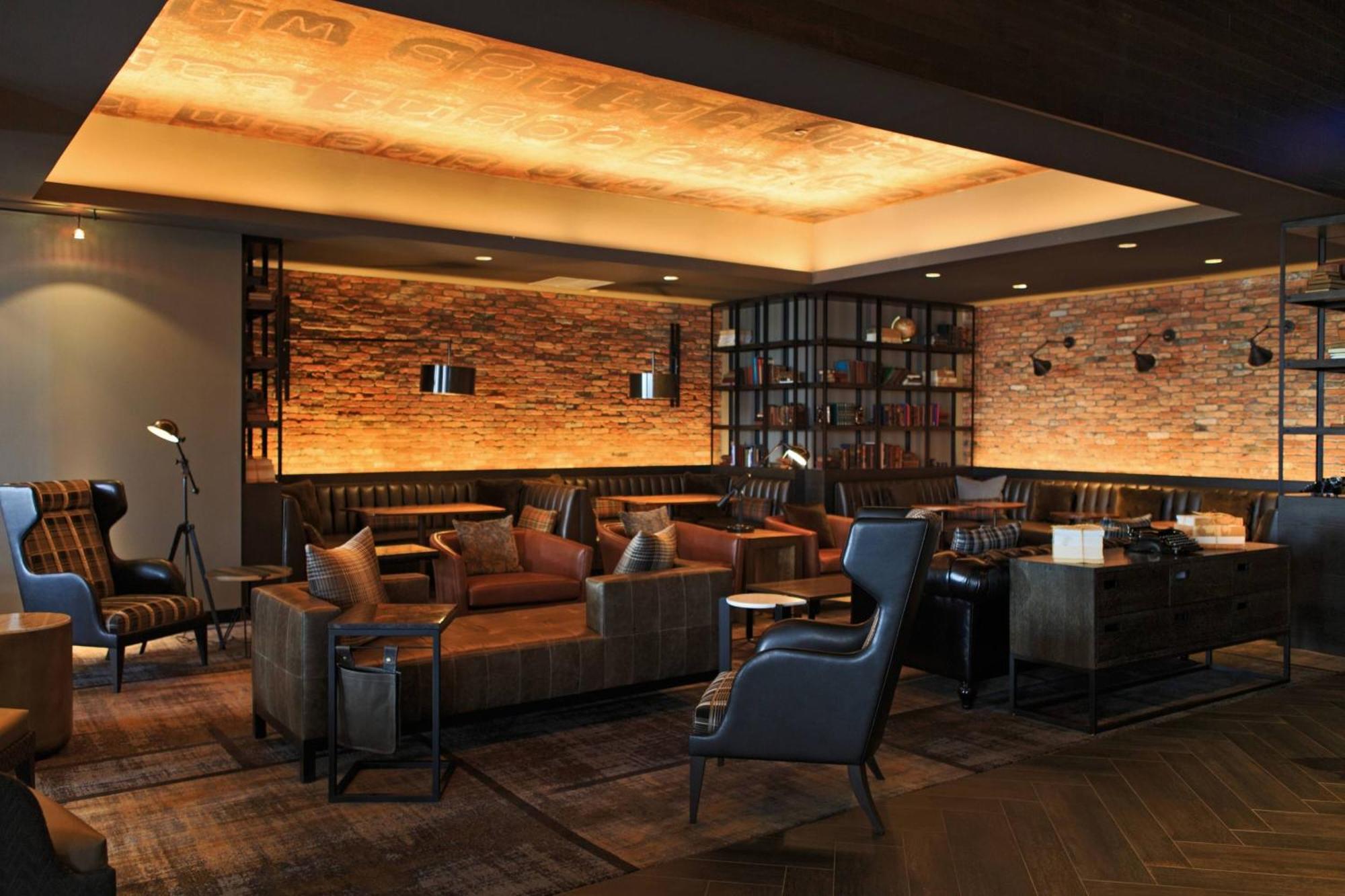 Marriott Waterfront 4*