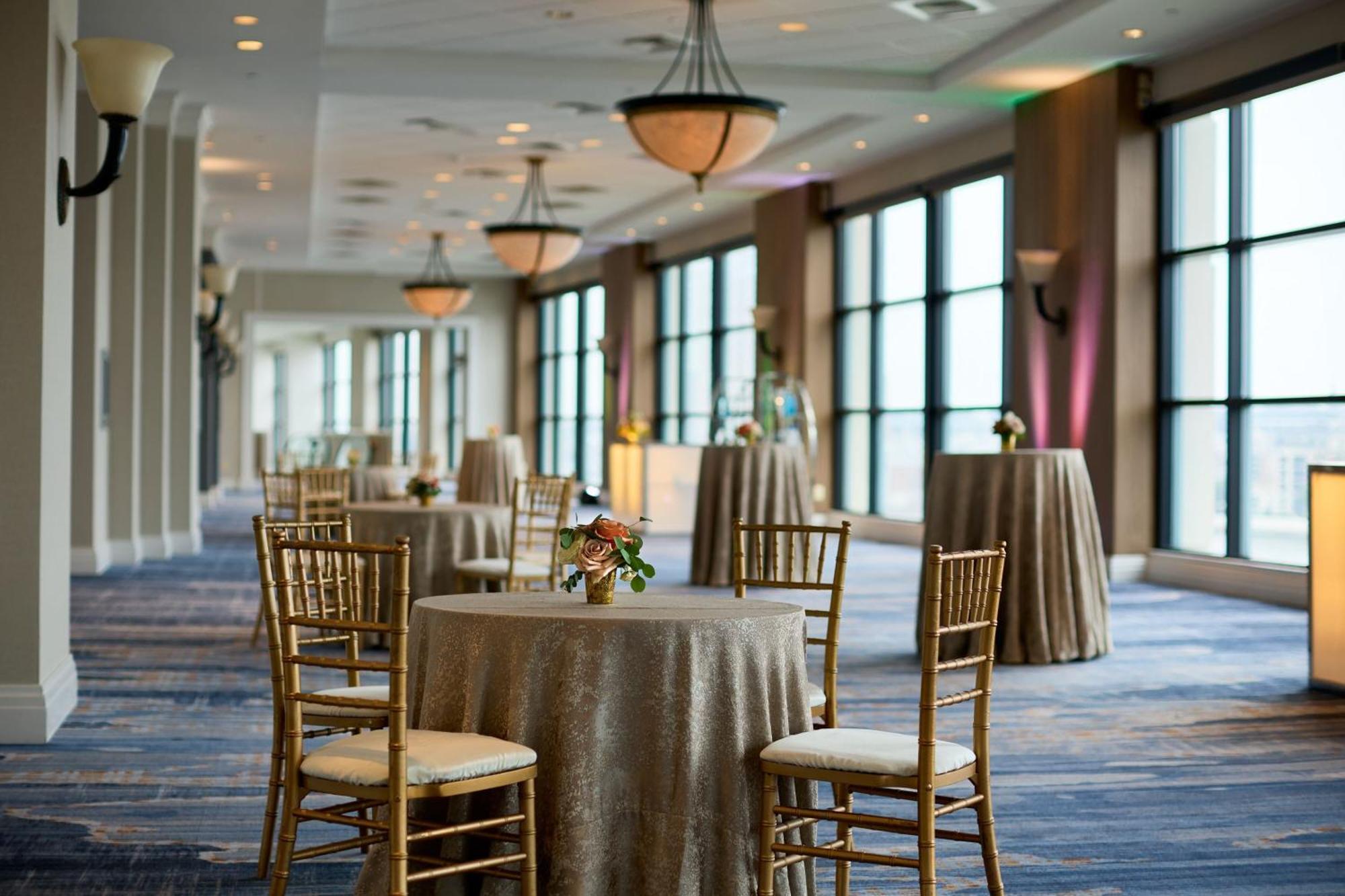 Marriott Waterfront Hotel 4*